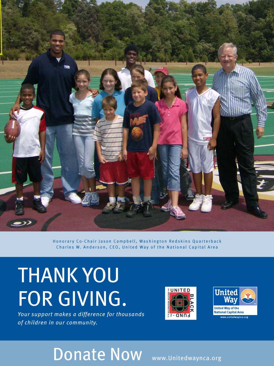 Rockzana Flores along with her sister, Sabrina Flores, and Washington Redskin's Quarterback Jason Campbell, volunteering to help raise awareness and funds for the United Way's Annual Campaign.